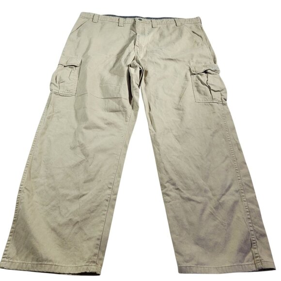 Wrangler Cargo Pants Mens 44x31 Tag 44x30 Tan Khaki Work Casual Utility - Picture 1 of 8